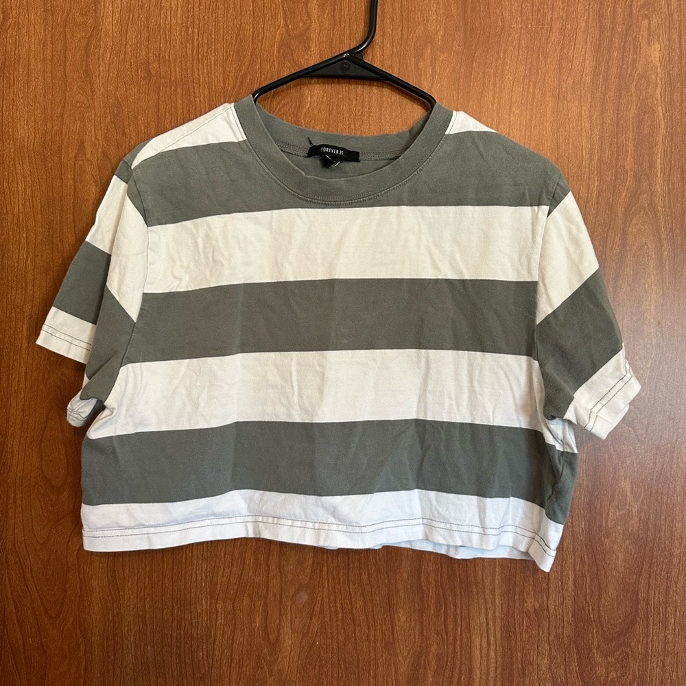 Forever 21 Gray and White Striped Crop Top